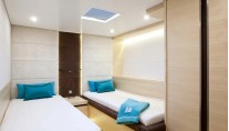 Hamilton superyacht - Twin Cabin-001